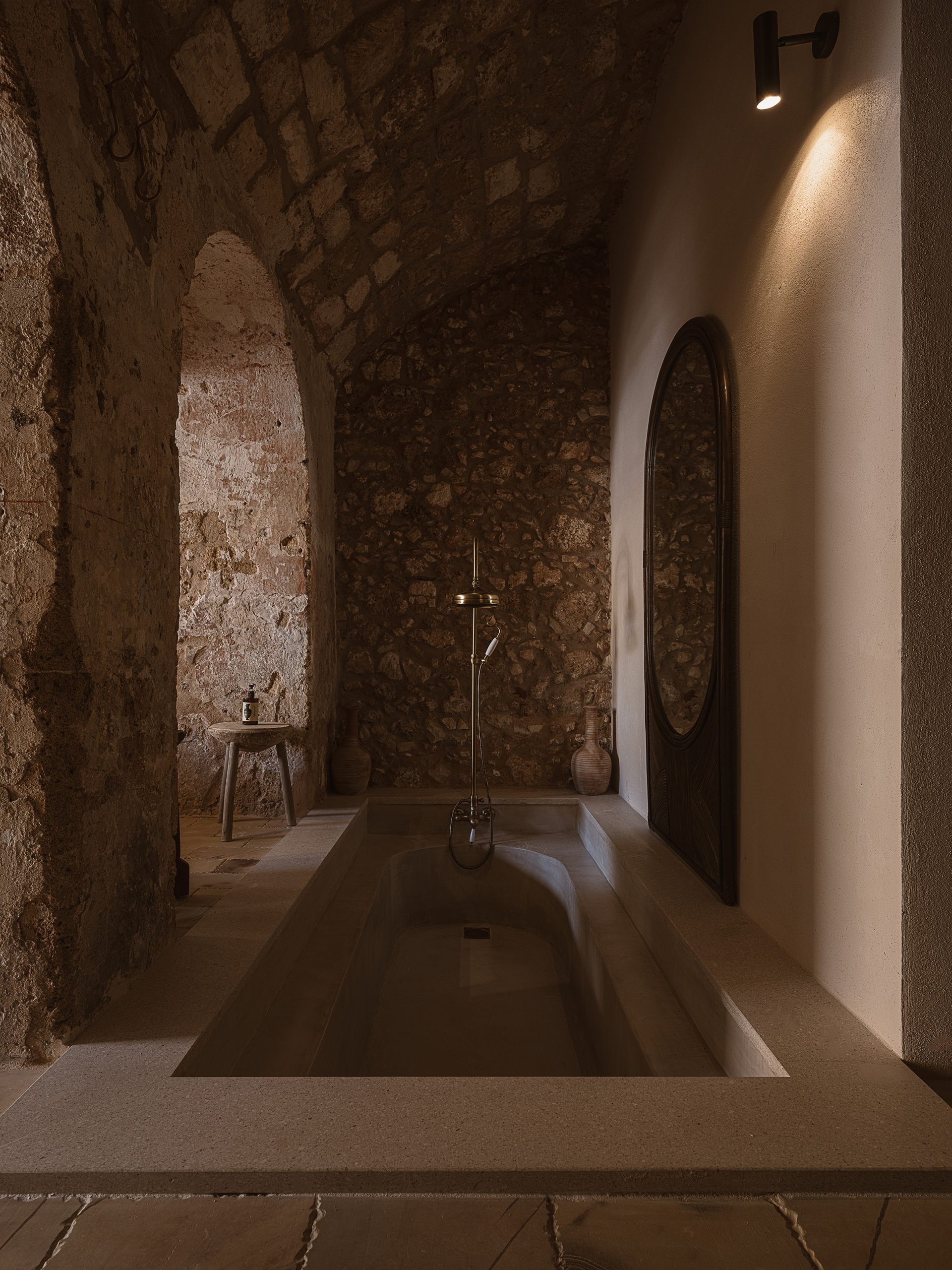 Aisha Hotel