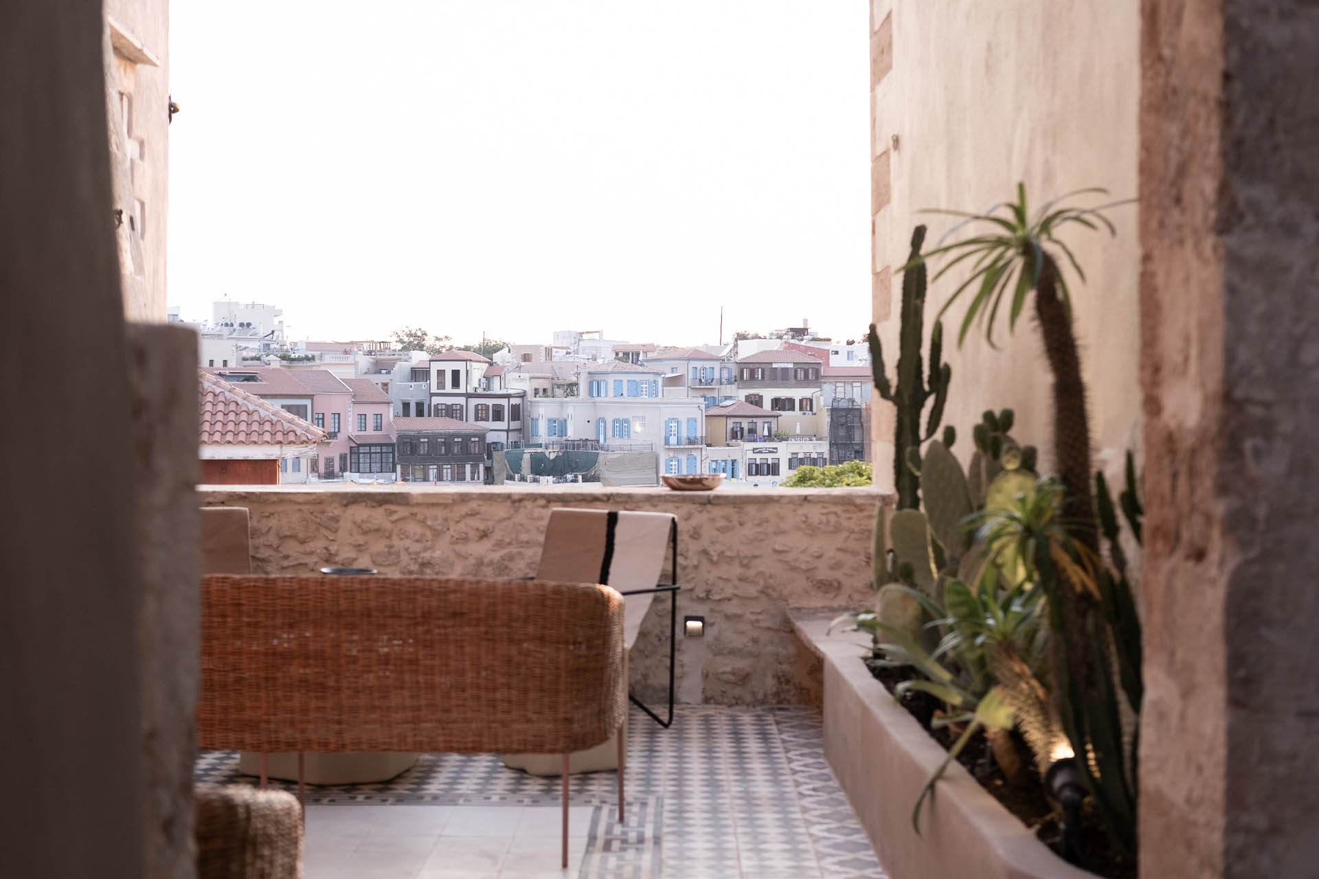 Aisha Hotel